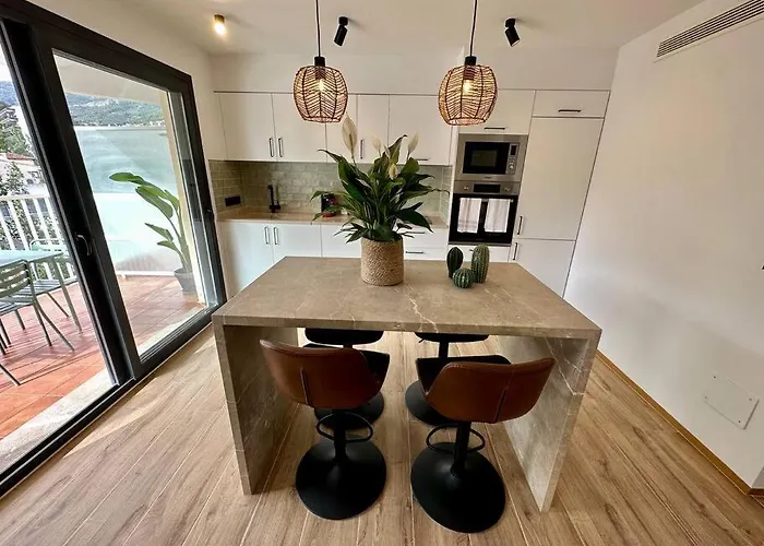 Moderno Y Acogedor Apartamento Con Terraza “ Llebeig”
